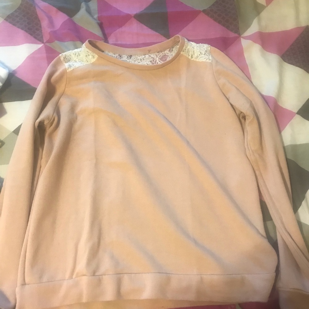 Top - Picture 2 of 2